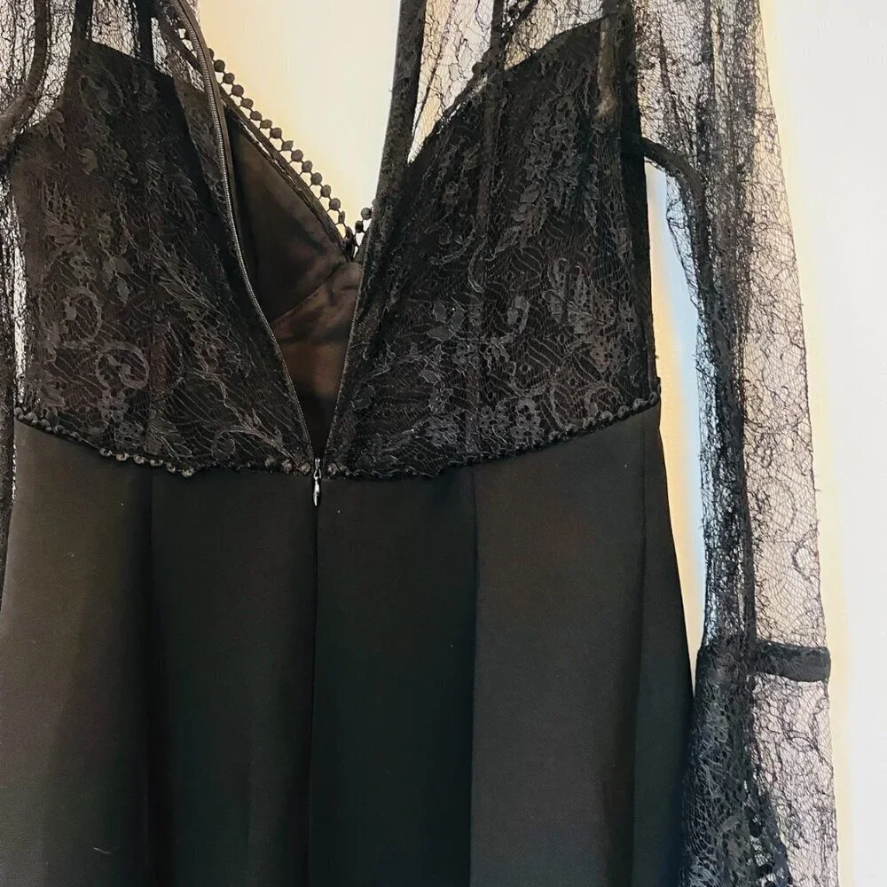 Nicholas Sheer Lace Bell Sleeve Cocktail Sheath Dress - Black - Size 6 - Picture 9 of 17
